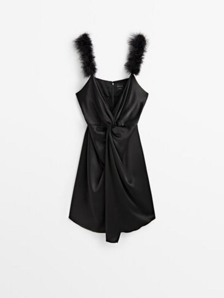 Kurzes Kleid Mit Federn - Studio für 149€ in Massimo Dutti