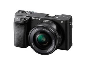 Sony Alpha 6400 E-Mount inkl. L-Kit 16-50 mm Objektiv Systemkamera (24 Megapixel, 4K Video, 180° Klapp-Display, 0.02 Sek. Echtzeit-Autofokus mit 425 Kontrast AF-Punkten, XGA OLED Sucher) für 799€ in Expert