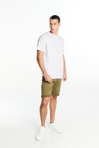 Basic Chino-Shorts für 9,99€ in New Yorker